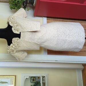 Jessica Howard Cream Sleeveless Sheath Dress Scoop Neck